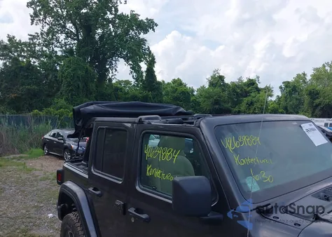 2020 Jeep Wrangler Unlimited Sport S 4X4 из США, поврежденный, VIN 1C4HJXDN7LW113735